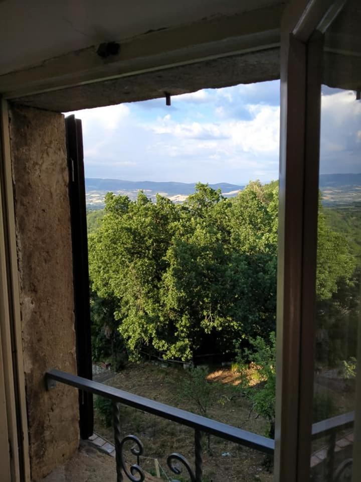 מלון בומארזו La Casa Di Augusto מראה חיצוני תמונה