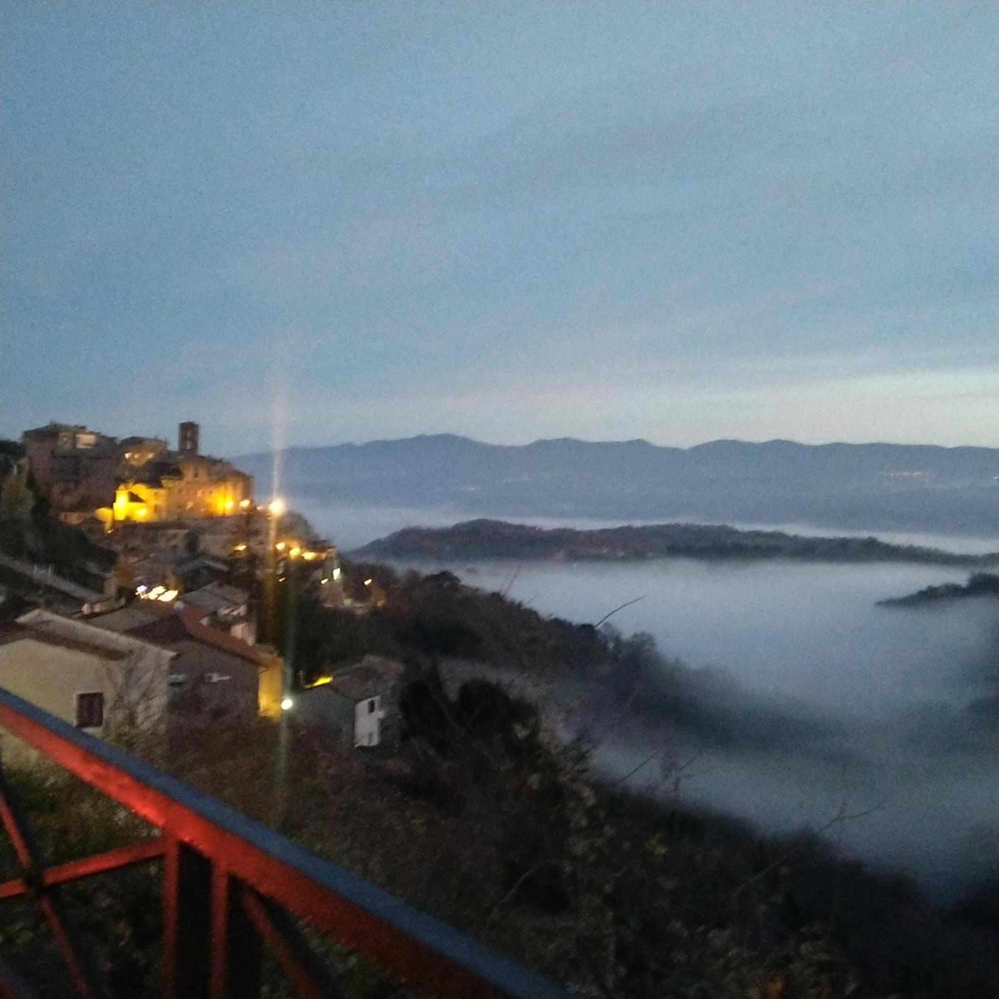 מלון בומארזו La Casa Di Augusto מראה חיצוני תמונה